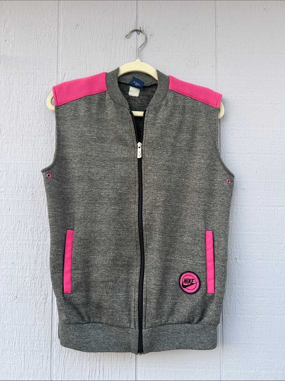 Vintage Nike Gray and Pink Zip-Up Vest